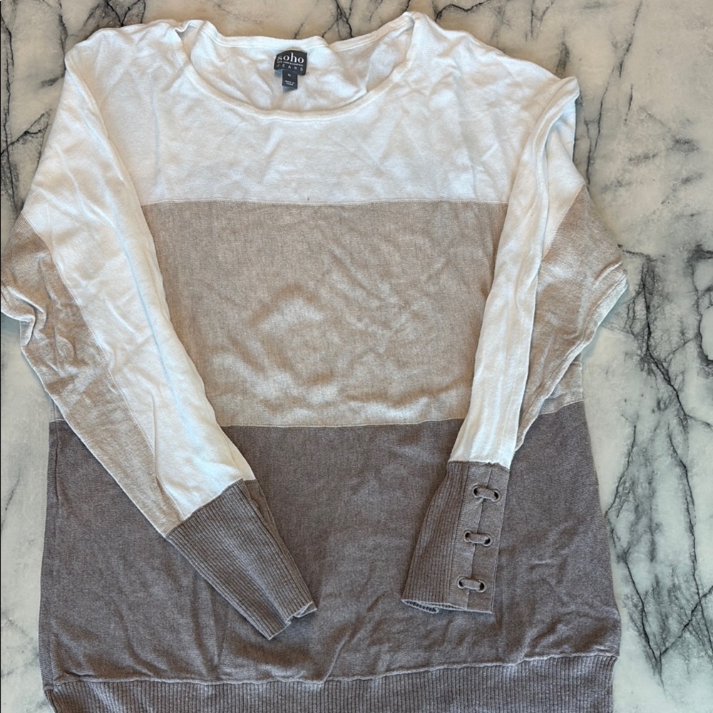 Soho White and Tan Crew Neck Sweater with Modern Color-Block Design
